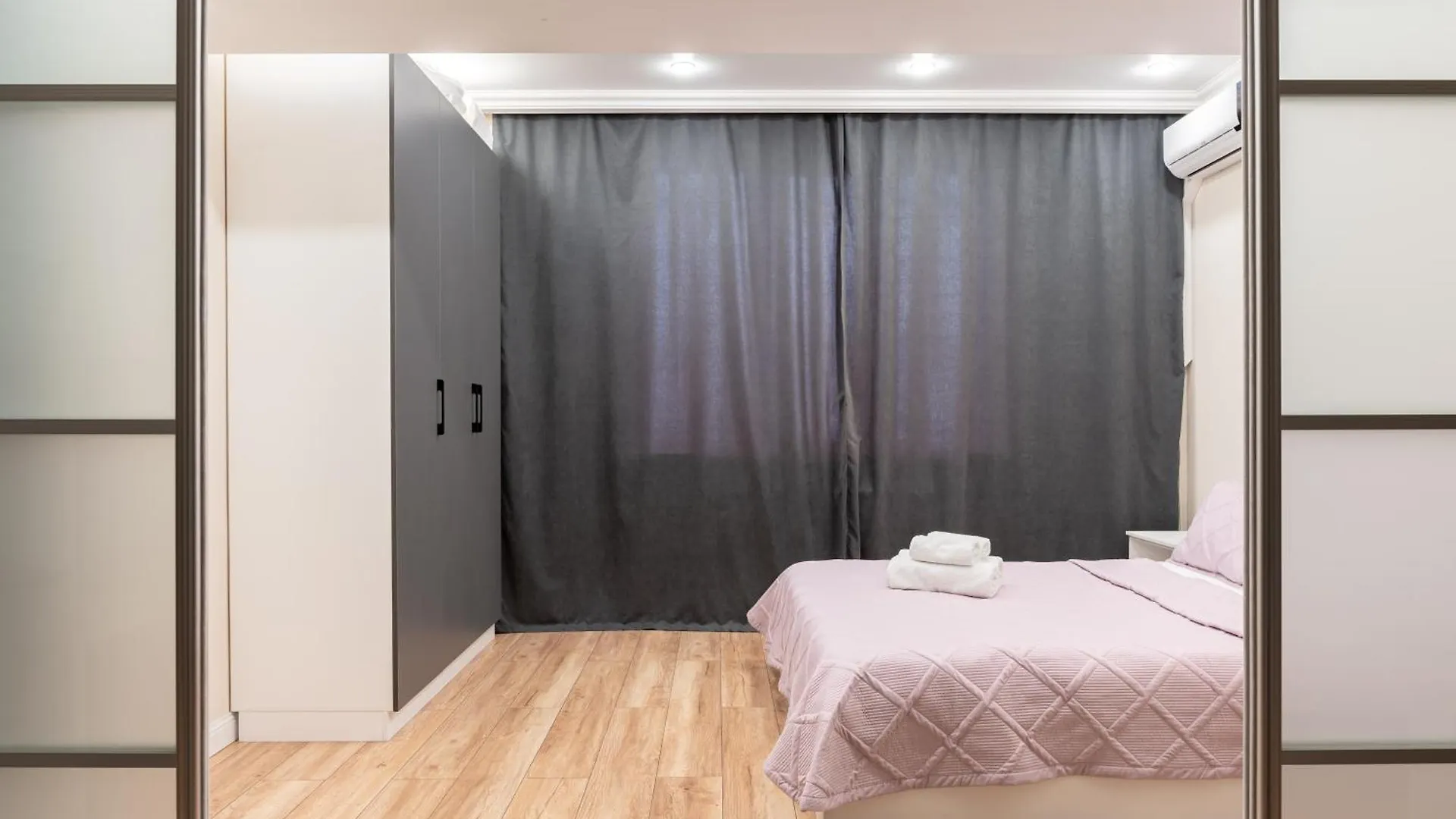 One Bedroom Apartment Near Arbat In The Center Of Almaty