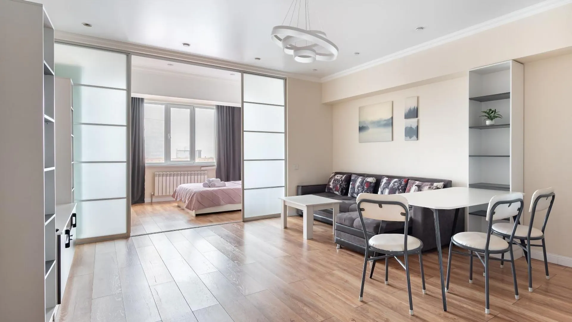 One Bedroom Apartment Near Arbat In The Center Of Алматы 0*,
